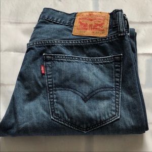 Levi’s 559 Jeans